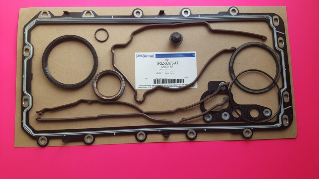 Brand New OEM  Engine Front Cover Housing Expedition, F-150, E-150-550, F250-550 Navigator, 5.4L V8 24V OHV  3R2Z-6E078-AA - Imagen 4