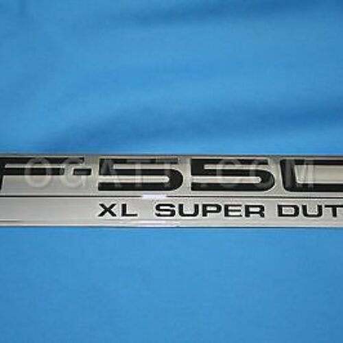 BRAND NEW OEM F550 XL SUPERDUTY EMBLEM 2004-2008 RH OR LH 8C3Z-16720-RA
