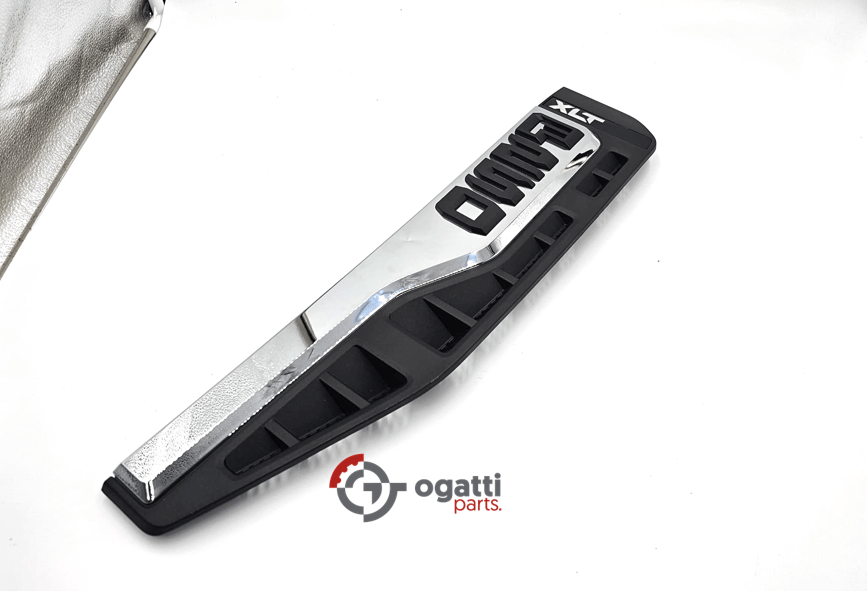 F-250 XLT Emblem fender Brand New OEM F-250 2023-2024 Passenger Side RH PC3Z-16720-AL - Image 7
