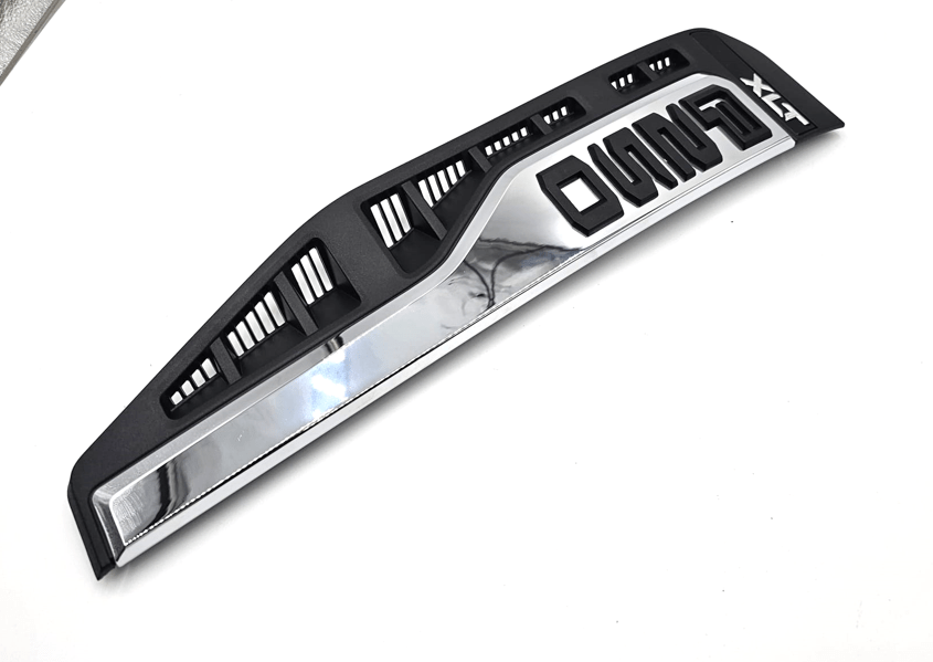 F-250 XLT Emblem fender Brand New OEM F-250 2023-2024 Driver Side LH PC3Z-16720-AB - Image 3