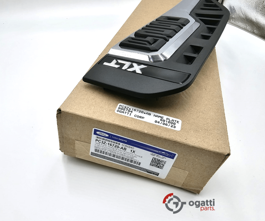 F-250 XLT Emblem fender Brand New OEM F-250 2023-2024 Driver Side LH PC3Z-16720-AB - Image 5