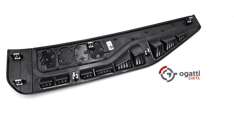 F-250 LARIAT Emblem fender Brand New OEM F-250 2023-2024 Passenger Side RH PC3Z-16720-AT - Image 8