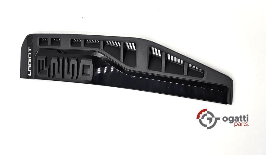 F-250 LARIAT Emblem fender Brand New OEM F-250 2023-2024 Passenger Side RH PC3Z-16720-AT - Image 2