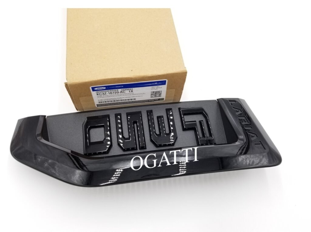 BRAND NEW OEM NAMEPLATE FOR FENDER F350 LARIAT VERSION AGATE BLACK SPORT PACKAGE 2016-2022 KC3Z-16720-AC RH PASSENGER  SIDE - Imagen 2