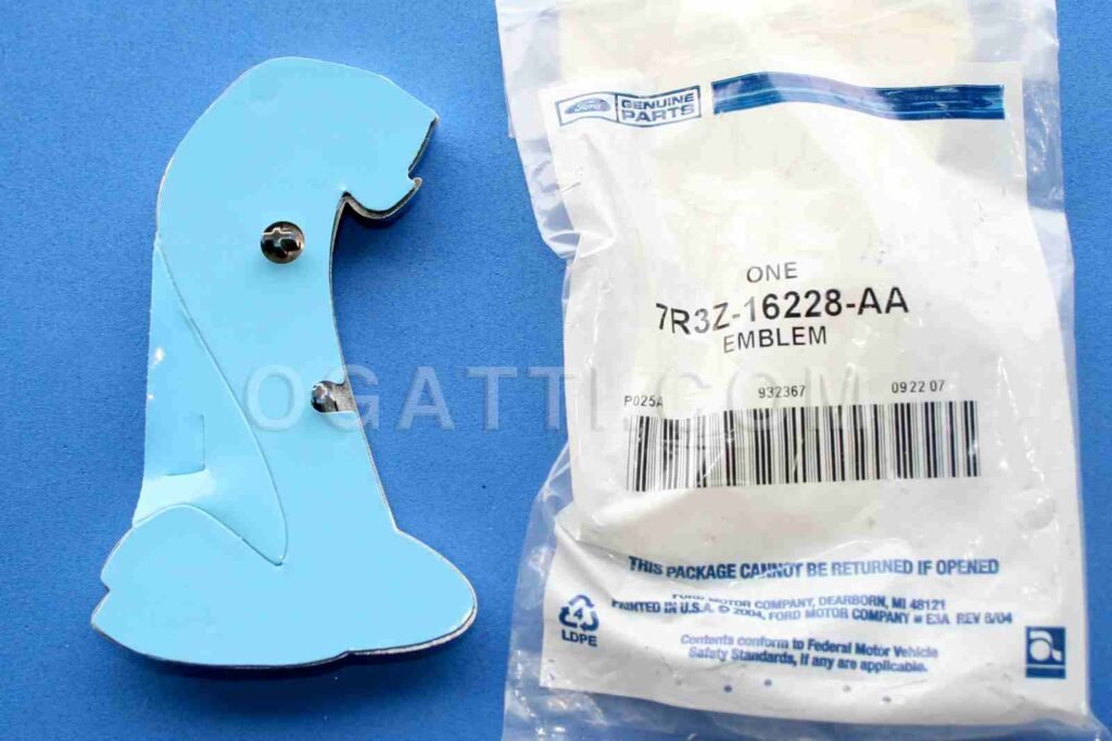 Brand New OEM FORD FRONT FENDER SNAKE COBRA RED Emblem LH DRIVER SIDE MUSTANG SHELBY GT-500 2007-2014 7R3Z-16228-AA - Imagen 4