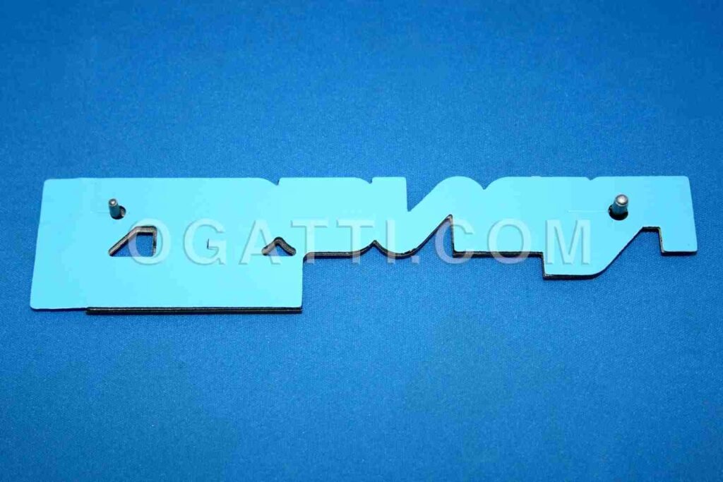 Brand New OEM Ford Ranger XL Emblem 1996-2005 Fenders  Original Part - Genuine OEM #F67Z-16720-C - Imagen 3