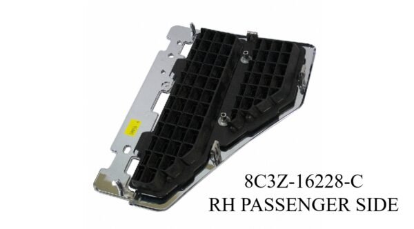 BRAND NEW OEM NAMEPLATE VENT 6.8L TRITON V10 FOR FENDER F250-350-450-550 VERSION 2006-2010 8C3Z-16228-C RH PASSENGER SIDE 